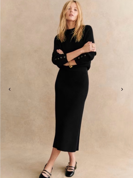 Sezane Dresses & Skirts - Sézane Black Ribbed Knit Midi Skirt